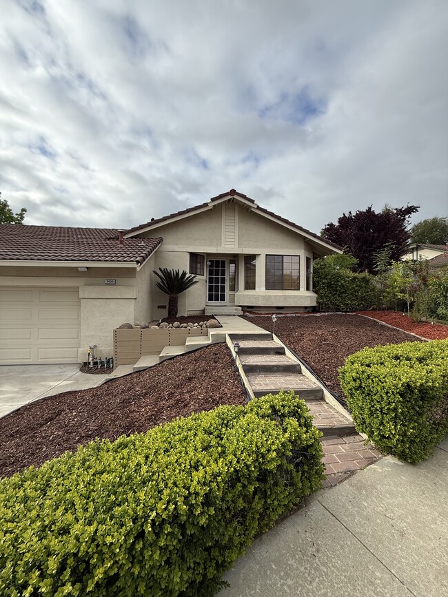 Photo - 3433 Coltwood Ct House