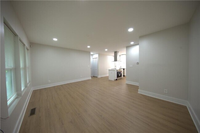 Photo - 1346 Wichita Dr SW