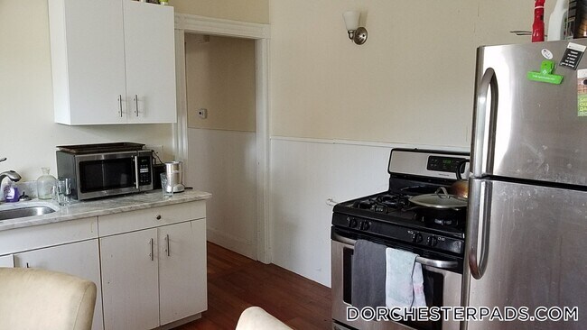 Photo - 26 Taft St Unit 2