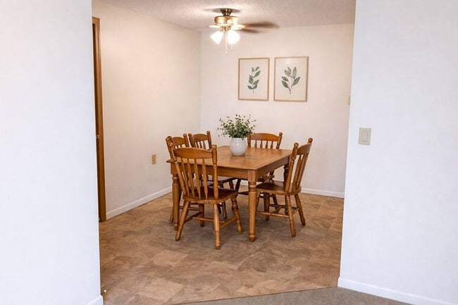 Photo - TIMBER RIDGE APARTMENTS