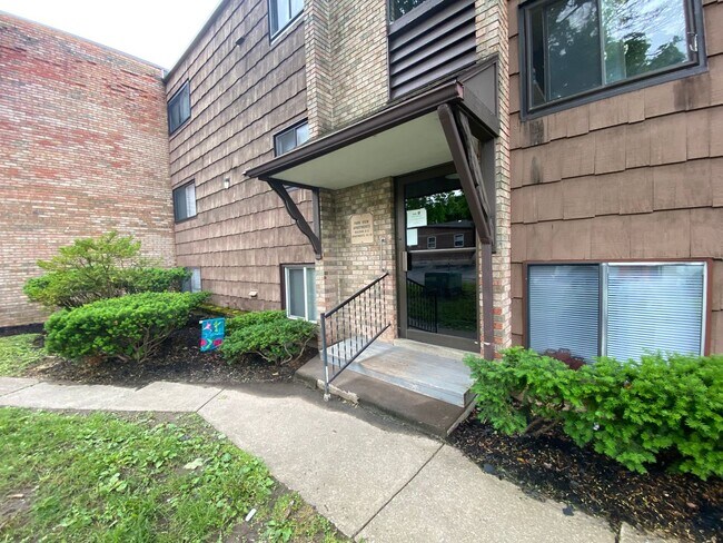 Photo - Parkview Apartments