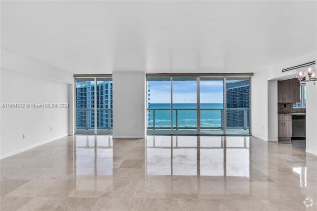 Building Photo - 5900 Collins Ave Rental