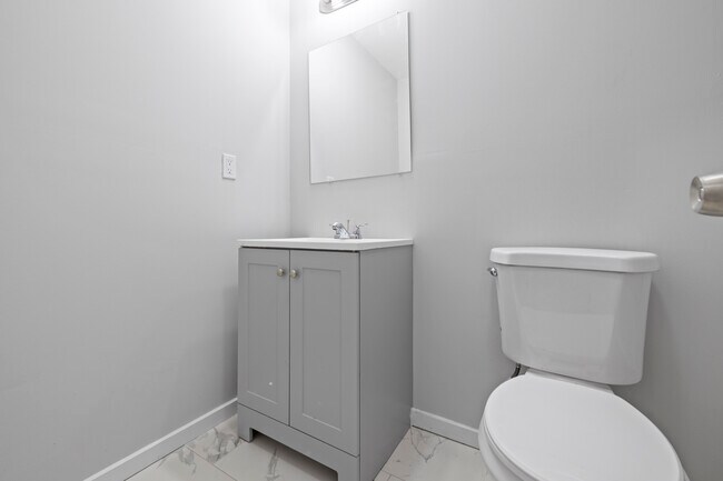 Photo - 414 Furrow St