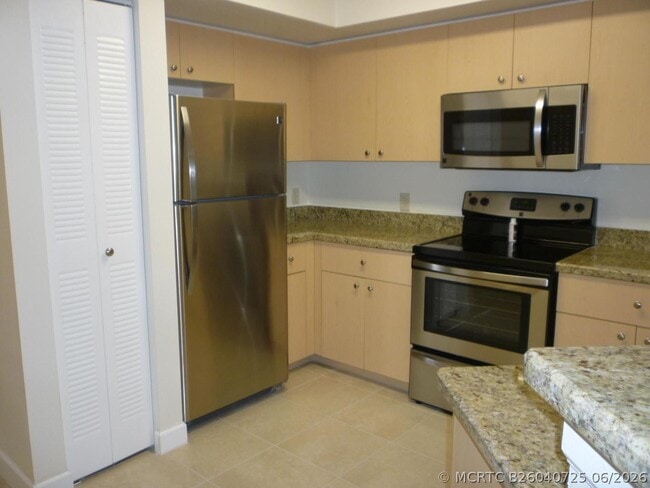 Building Photo - 4211 San Marino Blvd Unit 201