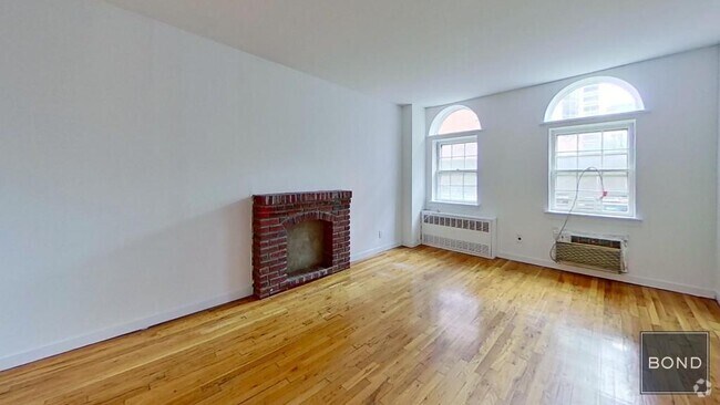 Building Photo - 402 E 83rd St Unit 1A Rental