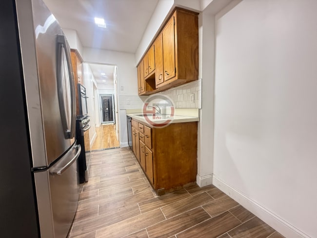 Photo - 237 Davis Ave