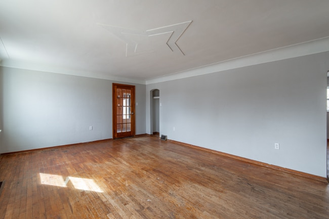 Photo - 601 Riverview Dr