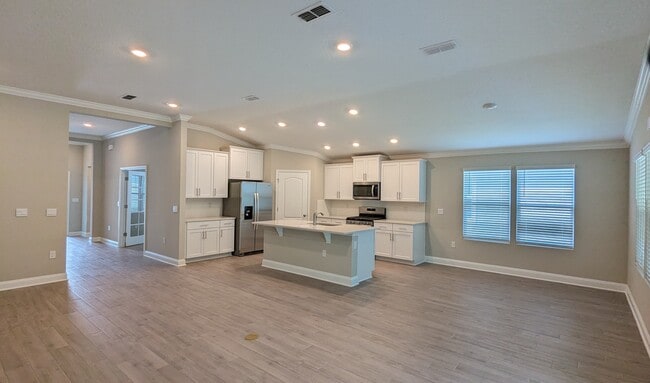 Photo - 126 Zancara St