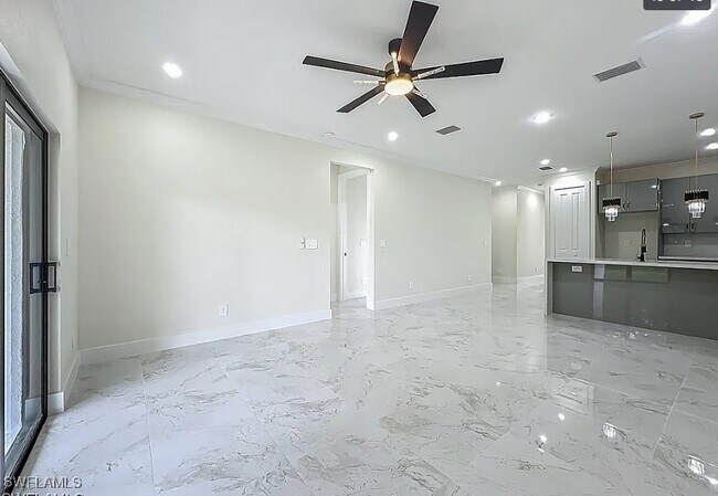 Photo - 316 Poplar St