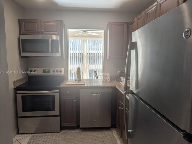 Photo - 17560 Atlantic Blvd Unit 214