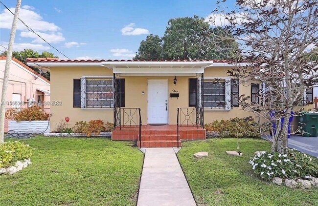 Photo - 3330 SW 2nd St