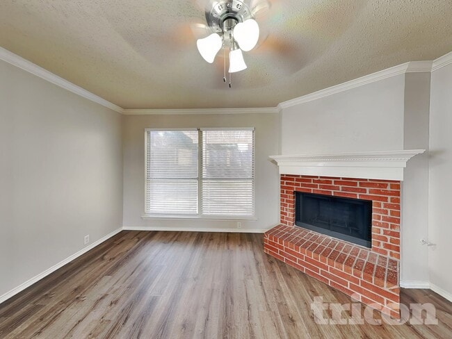 Photo - 821 Stafford Station Dr