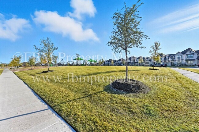 Photo - 484 Restoration Rd