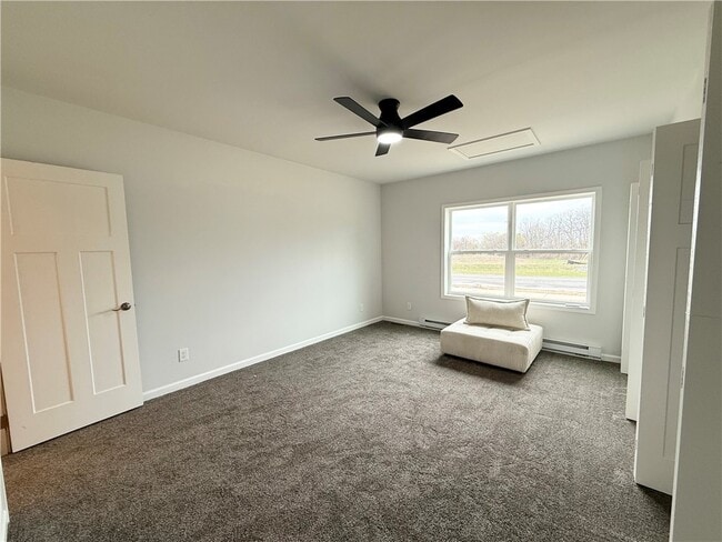 Photo - 2002 Maes Lndg