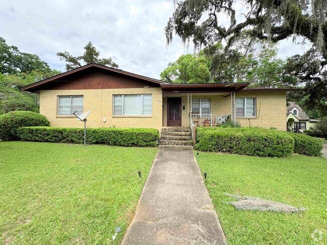 Building Photo - 304 Barbourville Dr Rental