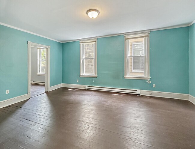 Photo - 116-118 Elm St Apartment Unit 118a