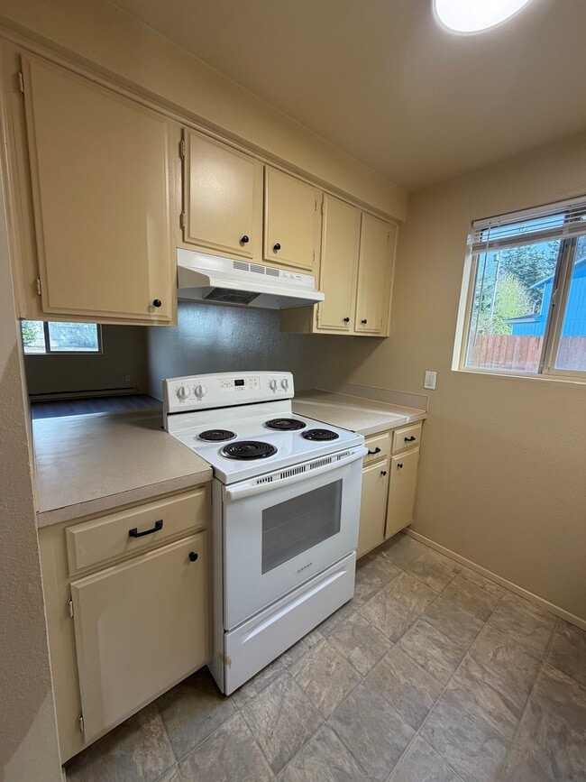 2333 Main St Unit 2