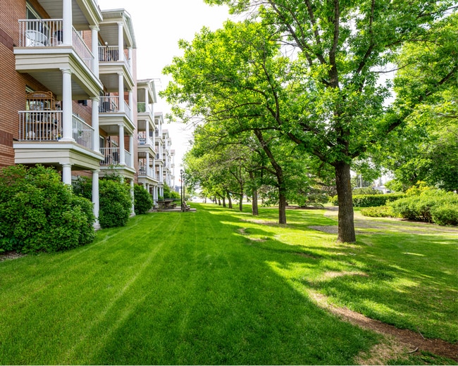 Photo - 9914-9101 101 Ave Unit 308