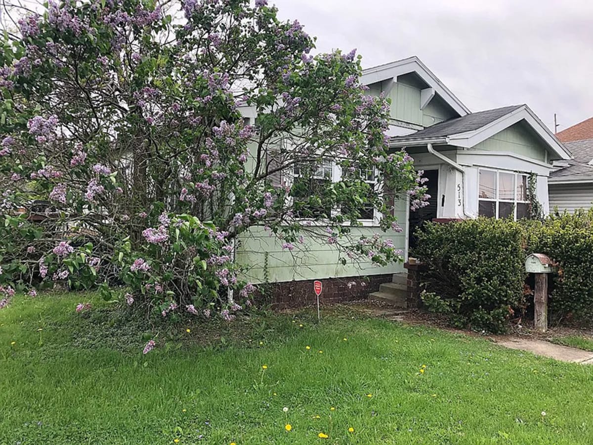 3 Bed 1 Bath with Fence + 1 Gar Garage + Deck - 3 Bed 1 Bath with Fence + 1 Gar Garage + Deck Casa