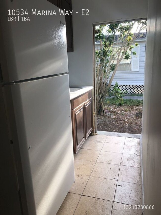 Photo - 10534 Marina Way Unit E2