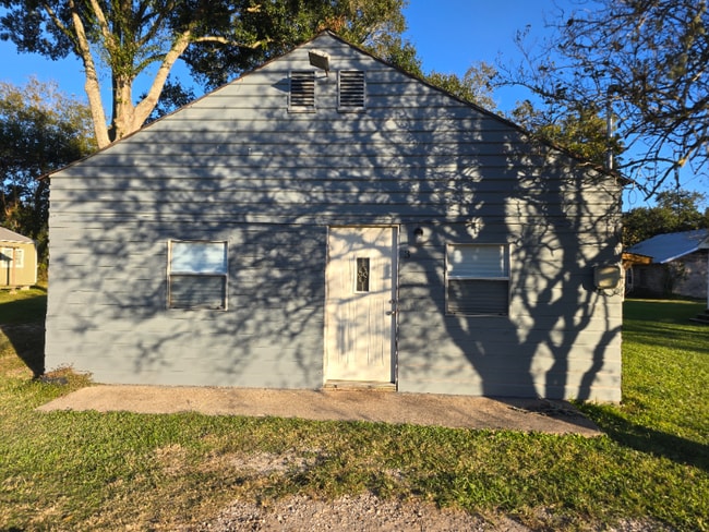 Photo - 267 Center St Unit 3