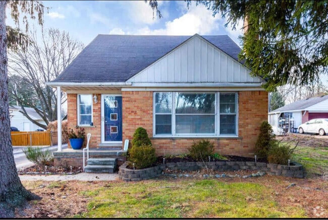 Building Photo - 15627 Portis St Rental