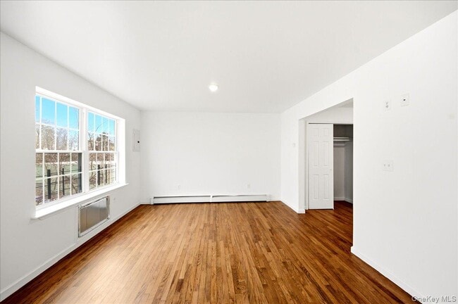 Photo - 82 Morningside Ave Unit 1