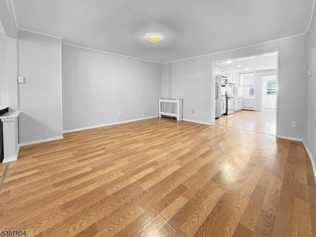 Photo - 204 Mercer St