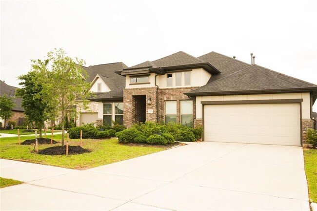 Building Photo - 29034 Canyon Oak Dr Rental