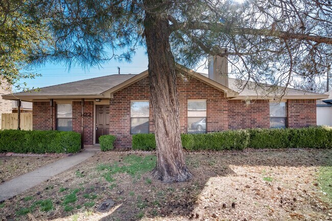 Photo - Updated home in Duncanville!  Over 1400 sqft!