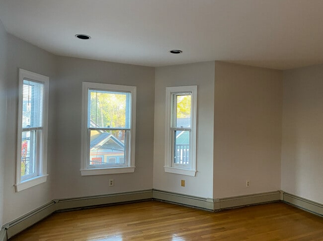 118 Clay St Unit 2
