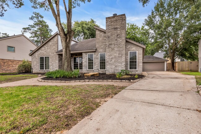 6835 Queensclub Dr