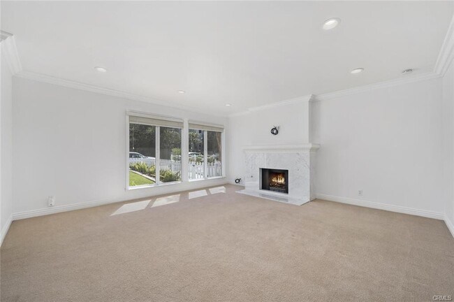 Photo - 509 Fernleaf Ave Condo