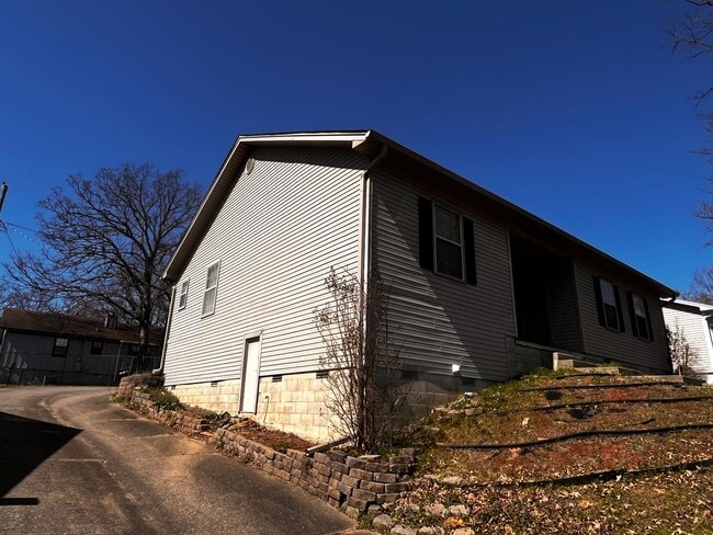 Photo - 3/2 in Sherwood