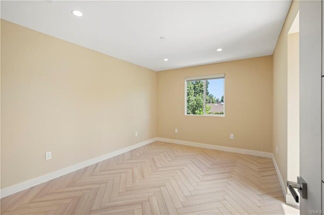 Photo - 5428 Calhoun Ave