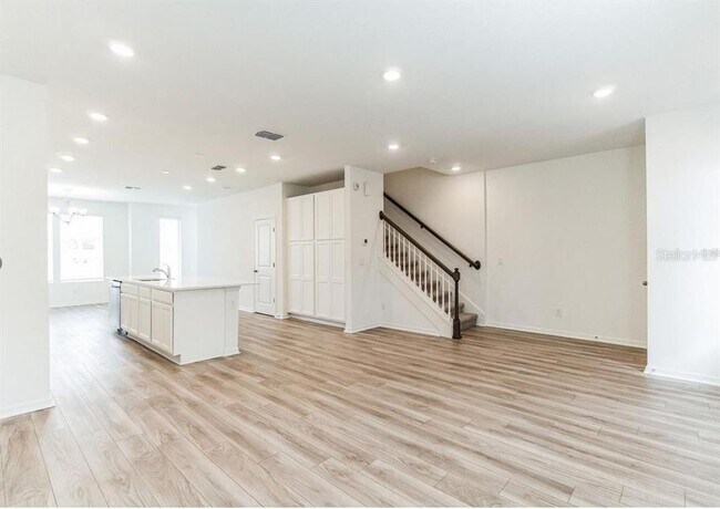 Photo - 2905 Voyager Ave