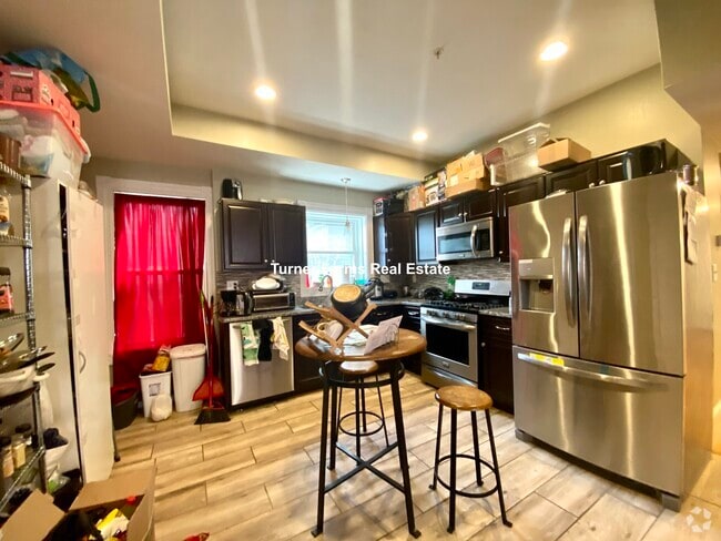 Building Photo - 5 Dalrymple St Unit 1 Rental
