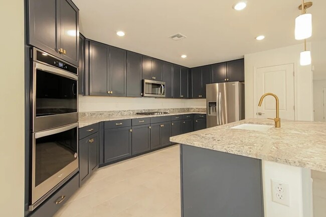 Photo - 2432 W Jessica Ln