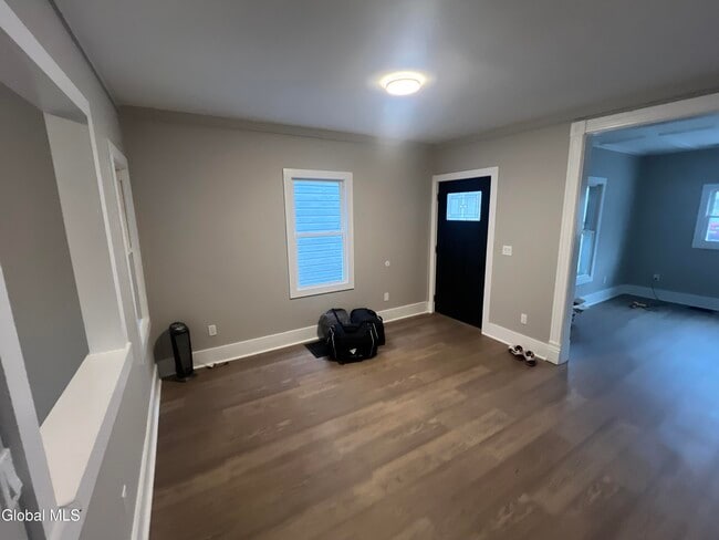 Photo - 9-11 Factory St Unit 11