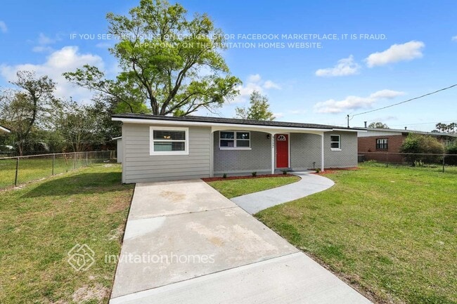 Building Photo - 9557 Priory Ave Rental