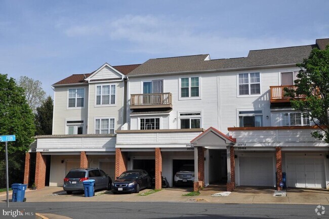 Building Photo - 20464 Cool Fern Square Rental