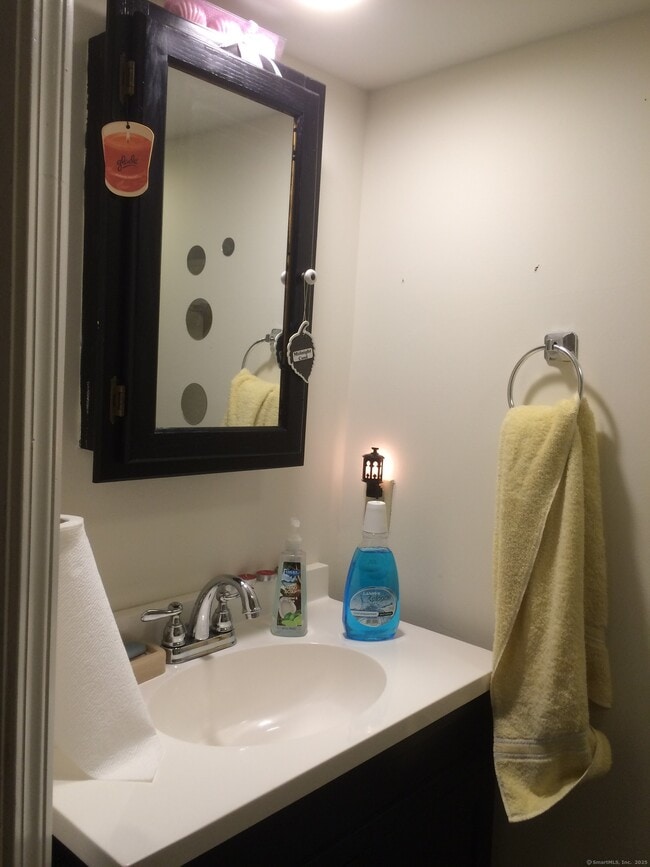 1397-1399 State St Unit B-2