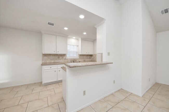 Photo - 6019 Spellman Rd