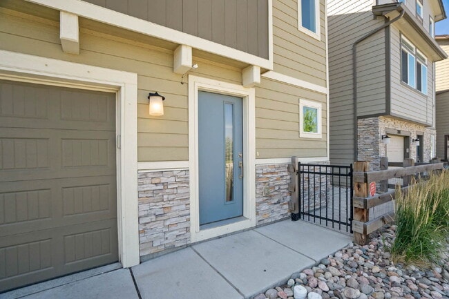 Photo - Charming 2-Bed, minutes to Fort Carson,  Peterson Space Force and downtown Colorado Springs.