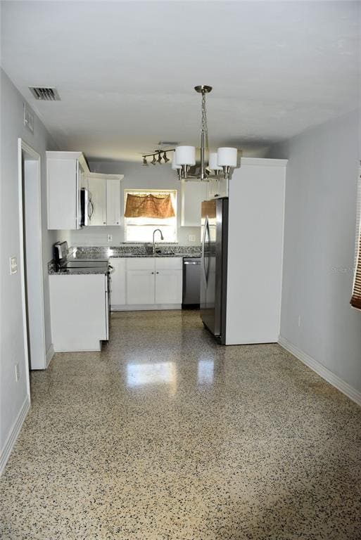 Photo - 263 Blossom Ln