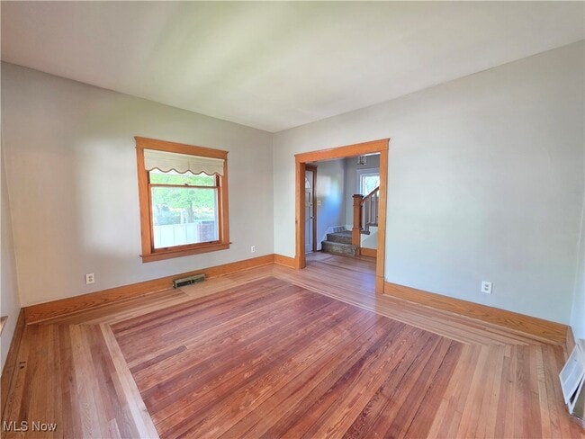 Photo - 1116 Adelaide Ave SE