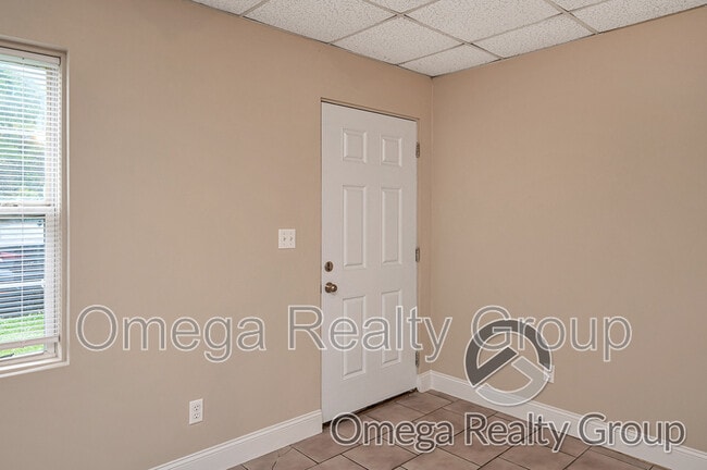 Photo - 322 Percy St