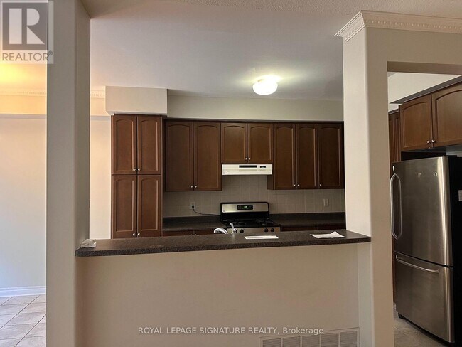 Photo - 2295 Rochester Cir