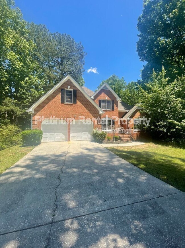 Photo - 120 Colonnade Ave SW