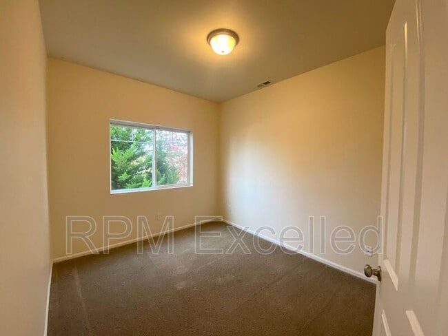 Photo - 20024 19th Ave E